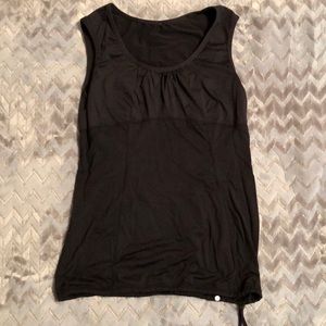 Lululemon Black Tank 6 Circle Mesh Waist Closure